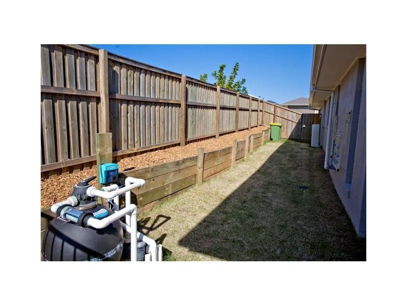 16 Keewong Street, Ormeau QLD 4208