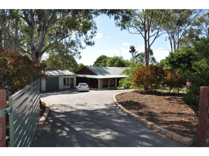 16 Edwards Place, Ormeau QLD 4208