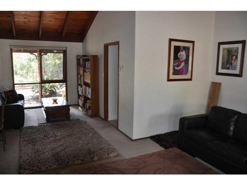 16 Edwards Place, Ormeau QLD 4208