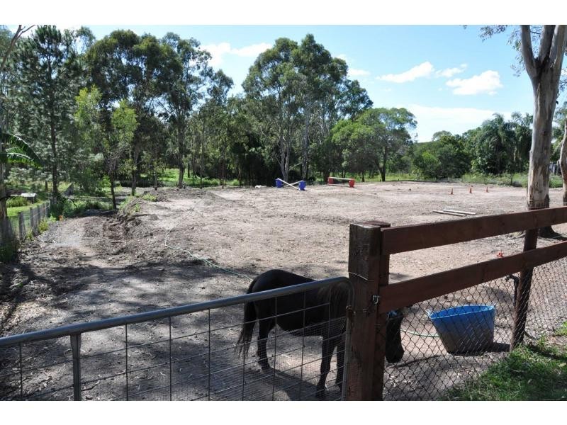 16 Edwards Place, Ormeau QLD 4208