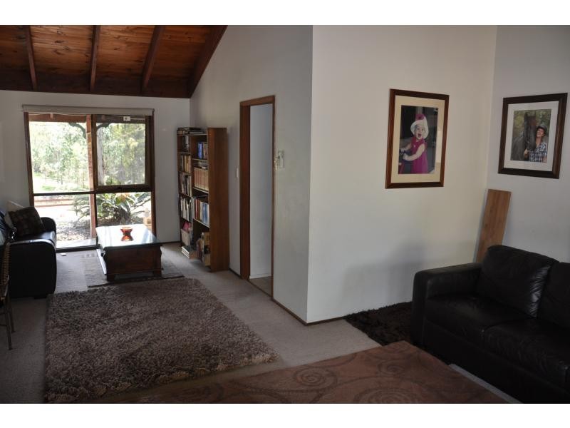 16 Edwards Place, Ormeau QLD 4208