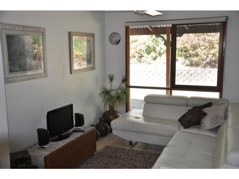16 Edwards Place, Ormeau QLD 4208