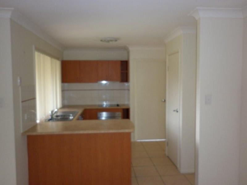 25 Paris Parade, Ormeau QLD 4208