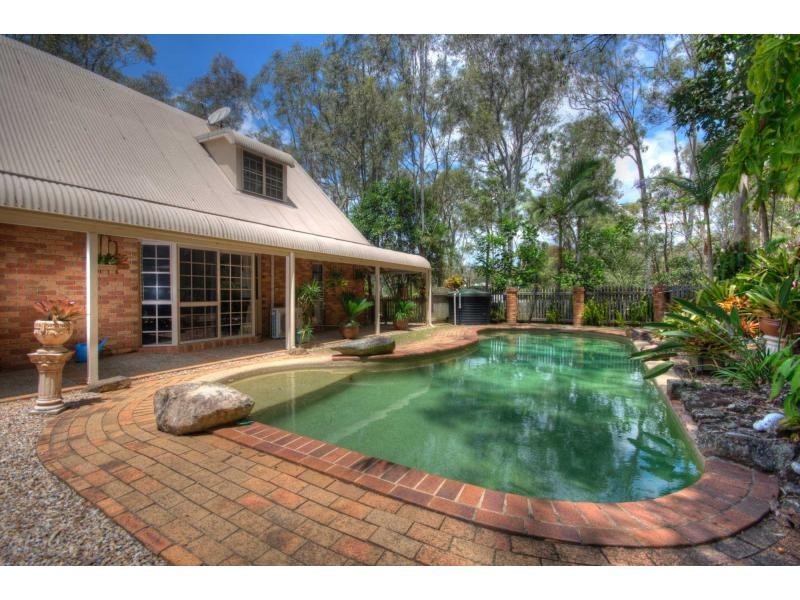 6 Vaughan Drive, Ormeau QLD 4208