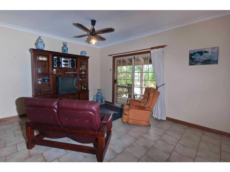 6 Vaughan Drive, Ormeau QLD 4208