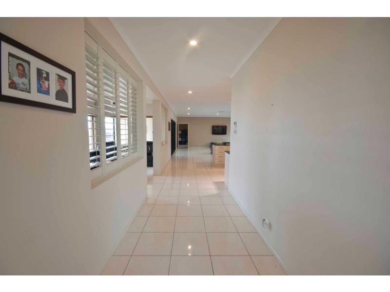 21 Rosabrook Crescent, Ormeau QLD 4208