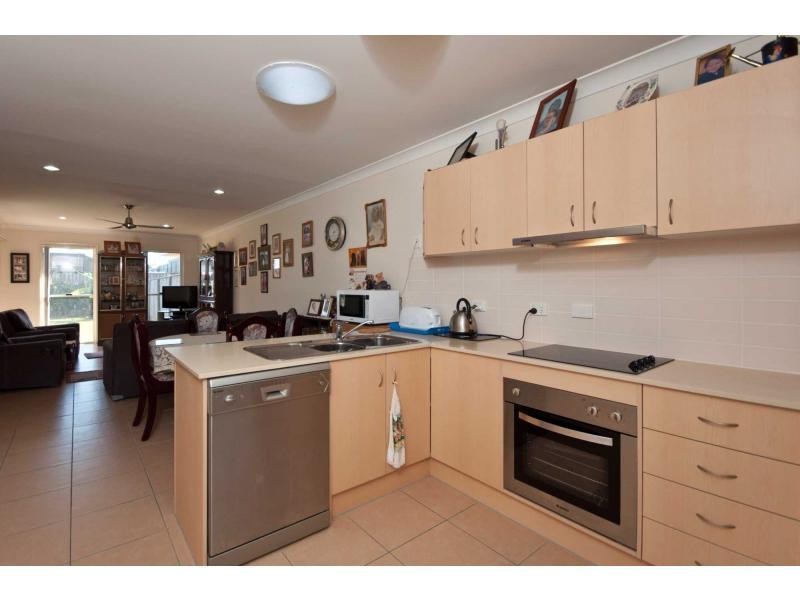 2/21 Benson Street, Ormeau QLD 4208