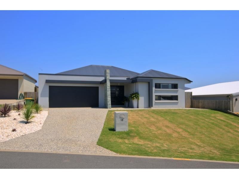 16 Rosabrook Crescent, Ormeau QLD 4208