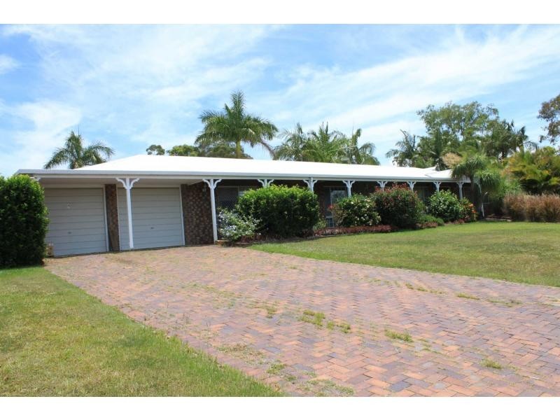 2 HENNIE Crescent, Ormeau QLD 4208