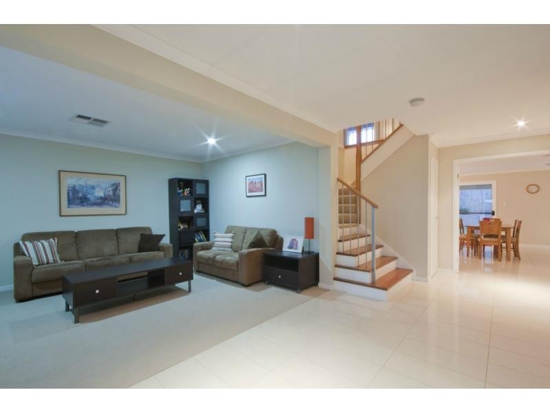 4 Auburn Court, Ormeau QLD 4208