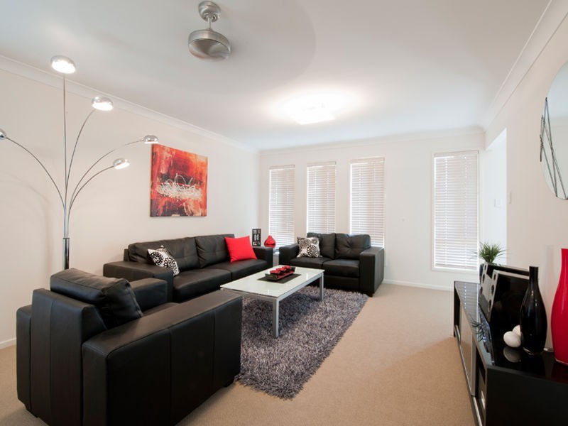 18 Lancelot Crescent, Ormeau QLD 4208