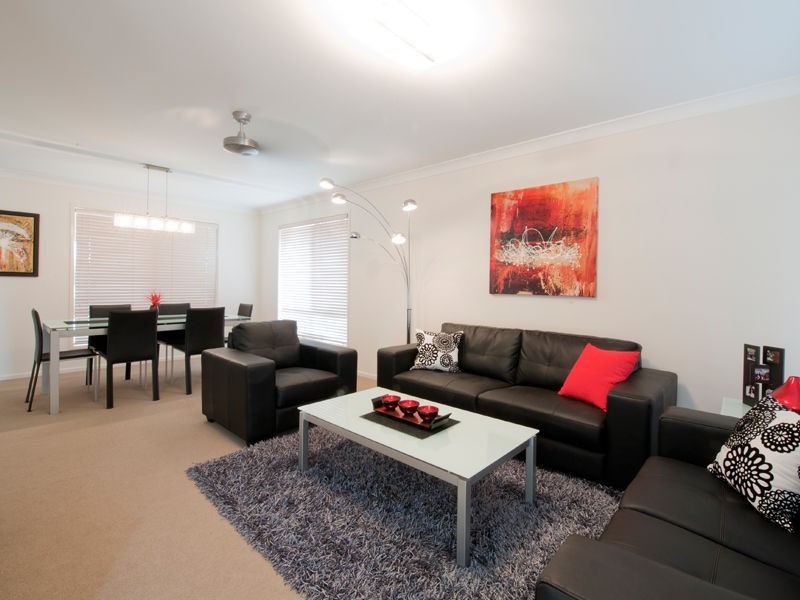 18 Lancelot Crescent, Ormeau QLD 4208