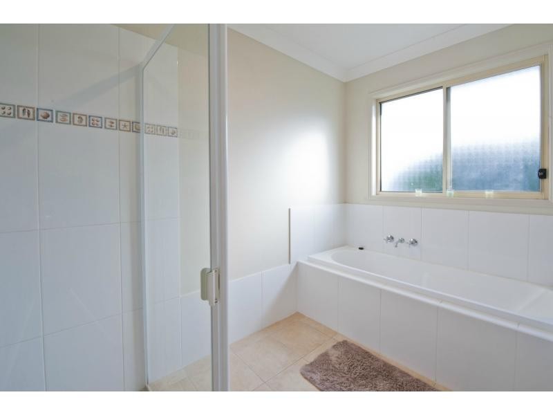 9 Limewood Crescent, Ormeau QLD 4208