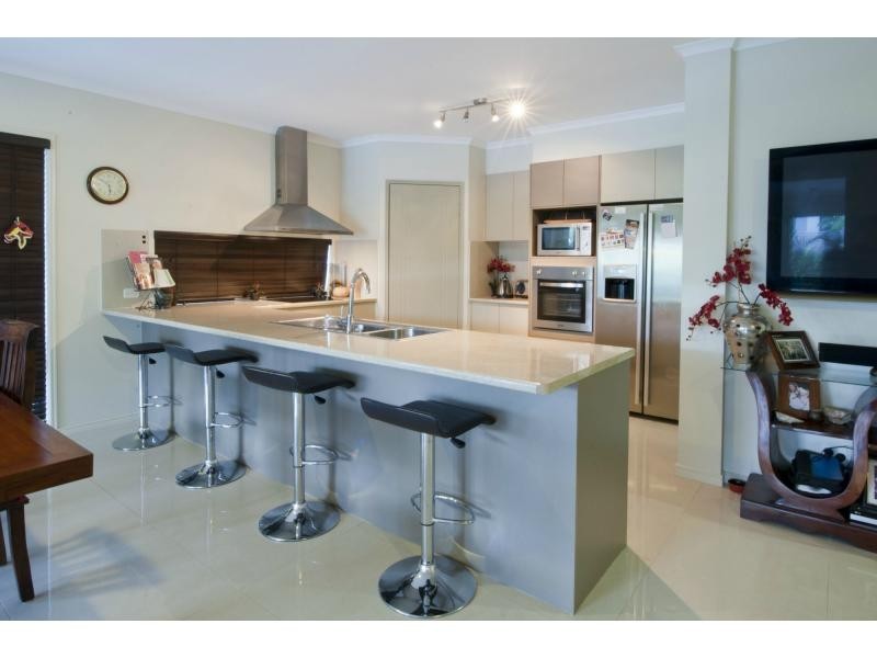 16 Olivevale Street, Ormeau QLD 4208