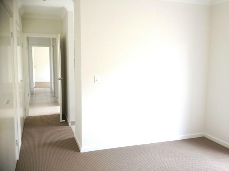 25 Ellenborough Avenue, Ormeau QLD 4208