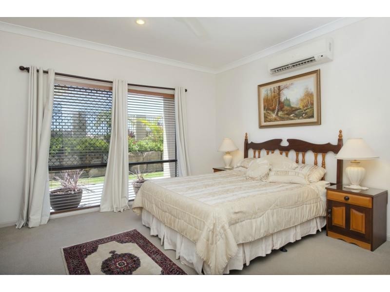 18 Emmaville Crescent, Ormeau QLD 4208