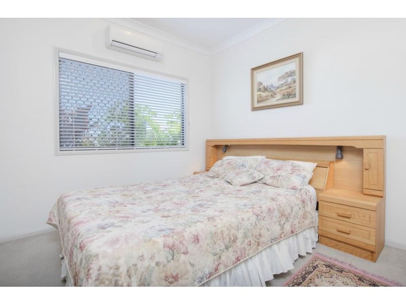 18 Emmaville Crescent, Ormeau QLD 4208