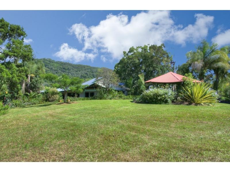 197 Shaws Pocket Road, Cedar Creek QLD 4207