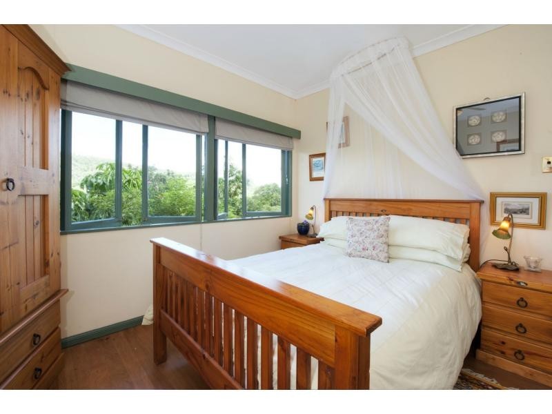 197 Shaws Pocket Road, Cedar Creek QLD 4207