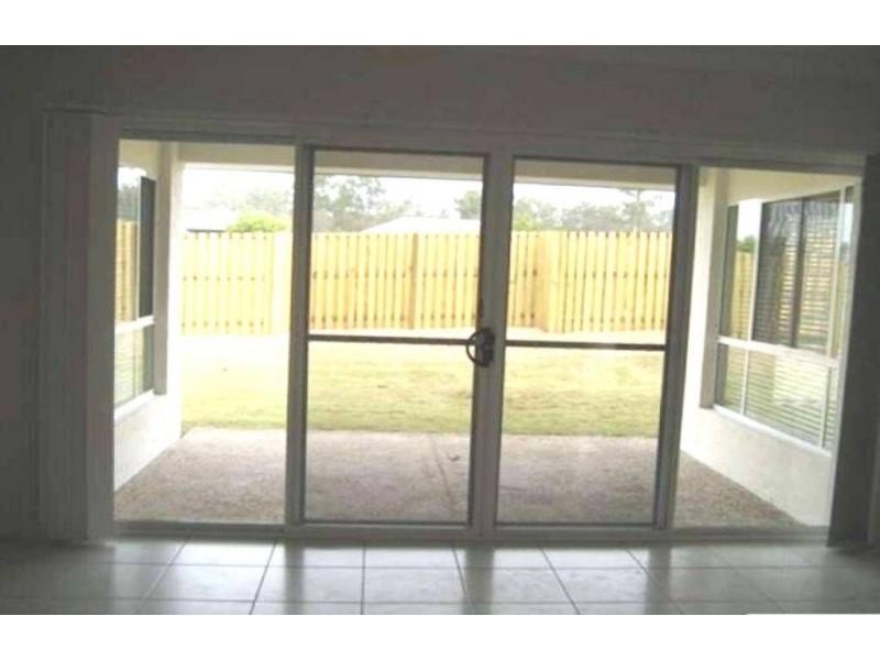 52 Lauradale Crescent, Ormeau QLD 4208
