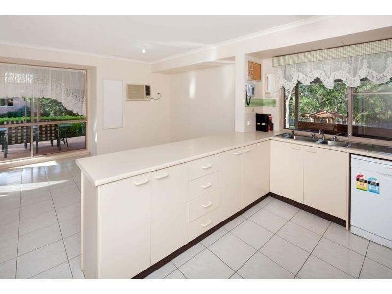 8 Phipps Place, Ormeau QLD 4208