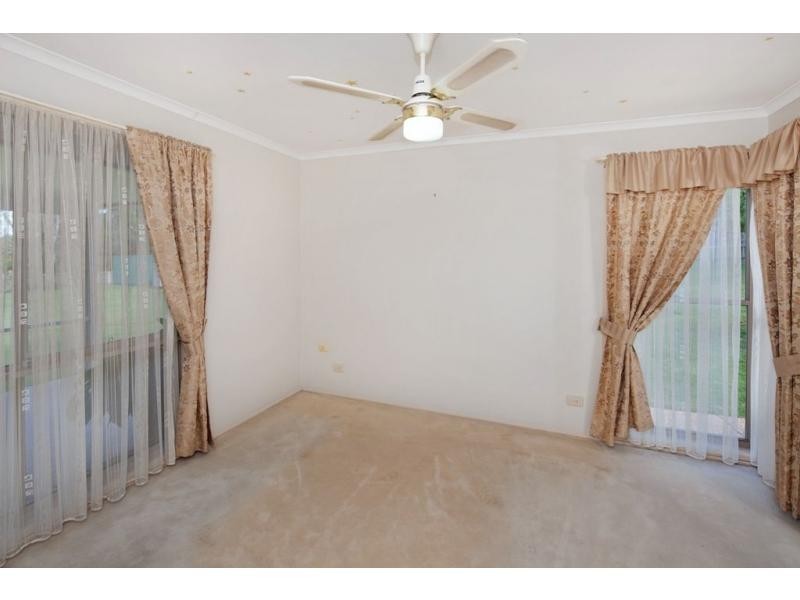 8 Phipps Place, Ormeau QLD 4208