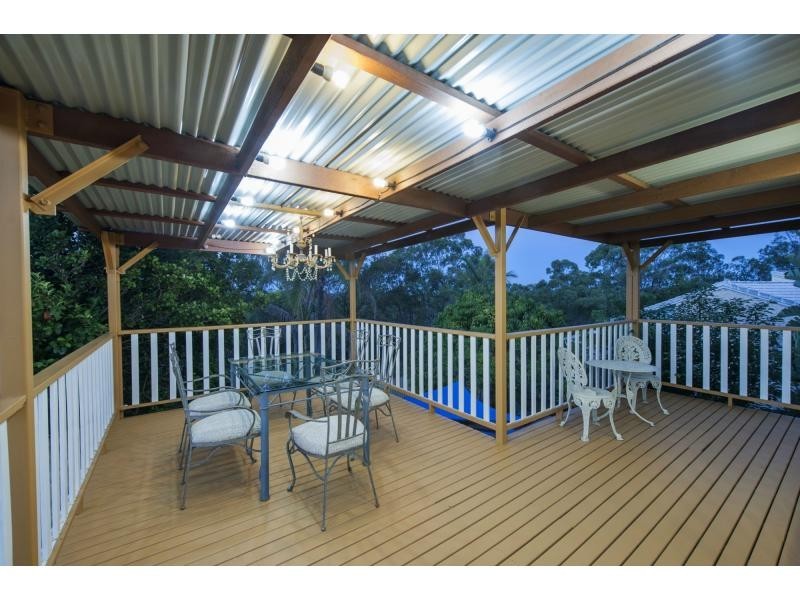25 Lytham Court, Highland Park QLD 4211