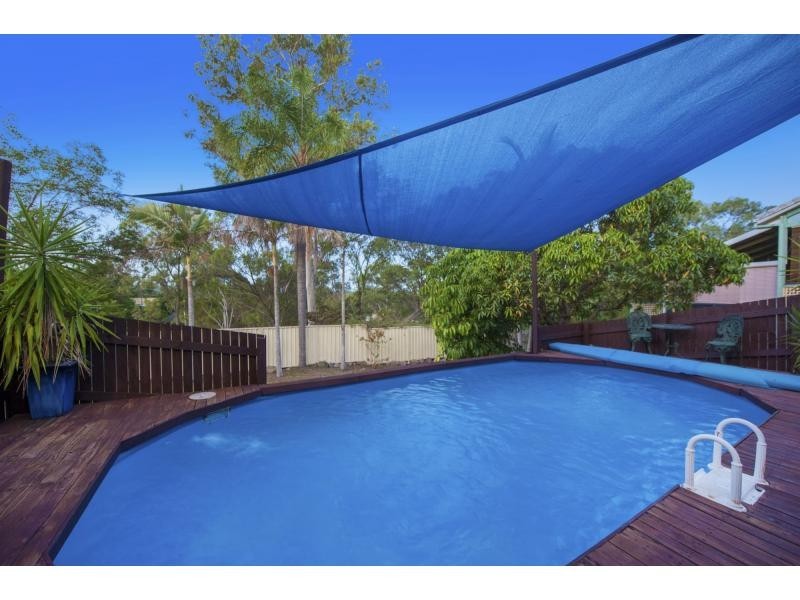 25 Lytham Court, Highland Park QLD 4211