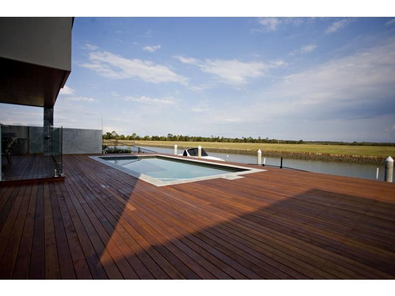 33 Windward Place, Calypso Bay, Jacobs Well QLD 4208