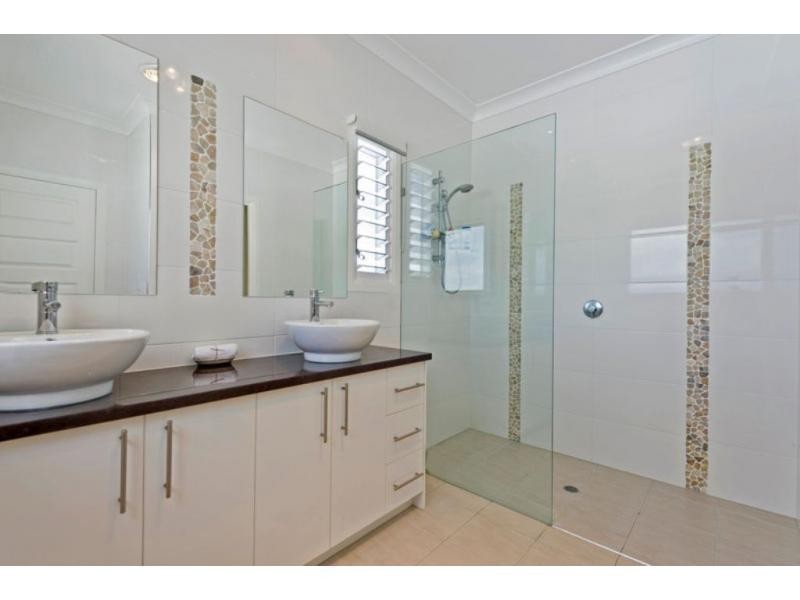 Jacobs Well QLD 4208