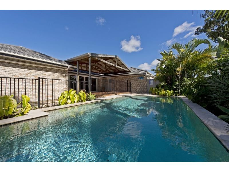 16 Dahlia Crescent, Ormeau QLD 4208