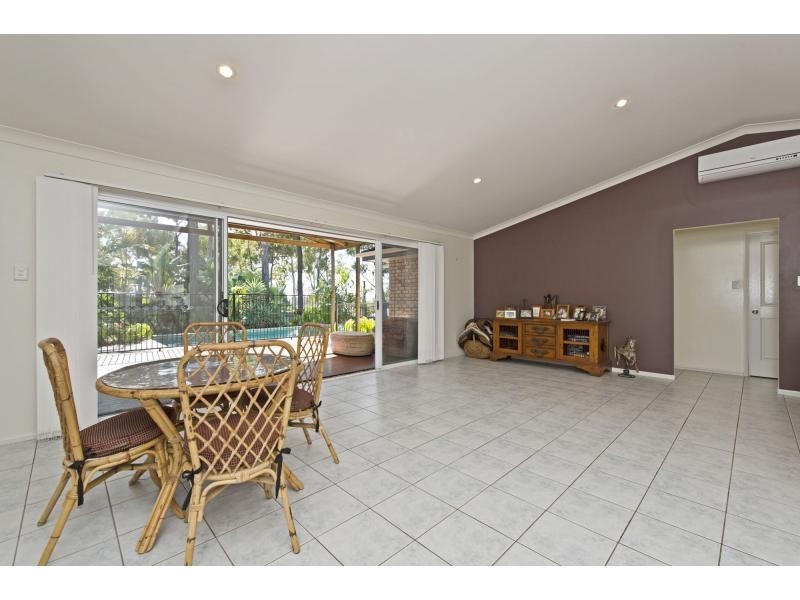 16 Dahlia Crescent, Ormeau QLD 4208