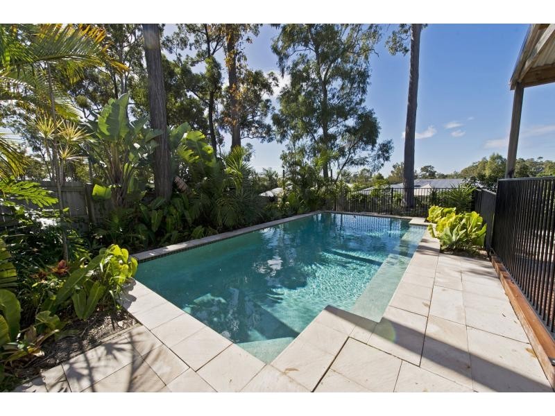 16 Dahlia Crescent, Ormeau QLD 4208
