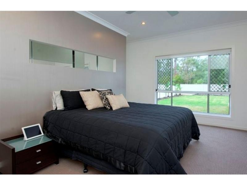 94 Halfway Drive, Ormeau QLD 4208