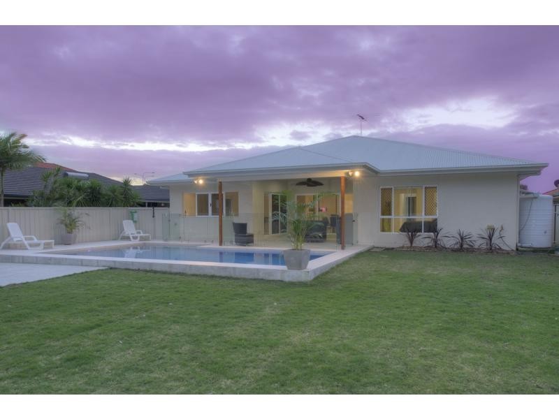 94 Halfway Drive, Ormeau QLD 4208