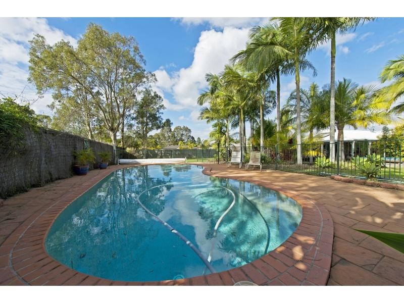 2 Hennie Crescent, Ormeau QLD 4208