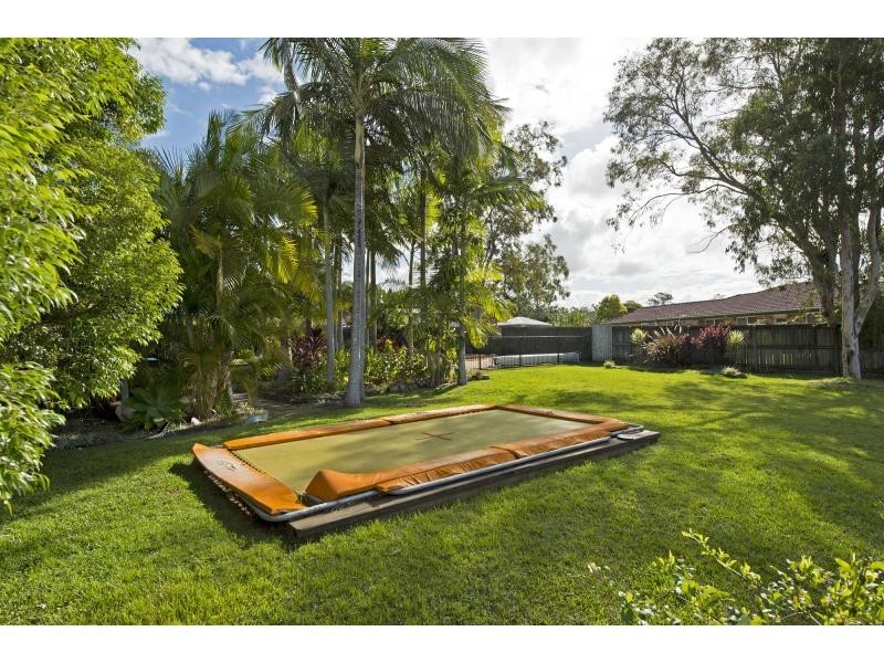 2 Hennie Crescent, Ormeau QLD 4208