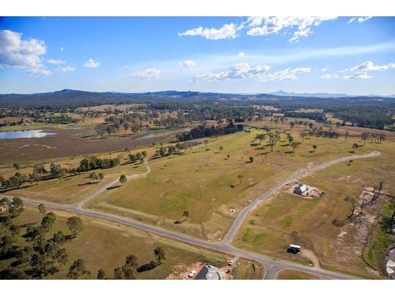 237 Riemore Circuit, Tamborine QLD 4270