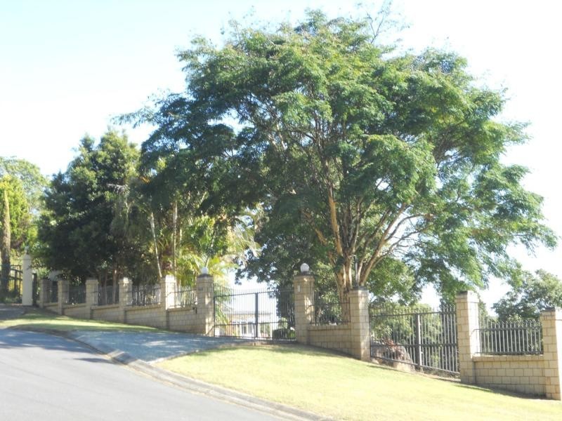 19 Bahrview Drive, Bahrs Scrub QLD 4207