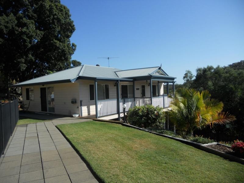 19 Bahrview Drive, Bahrs Scrub QLD 4207