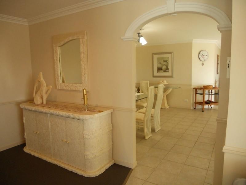 19 Bahrview Drive, Bahrs Scrub QLD 4207