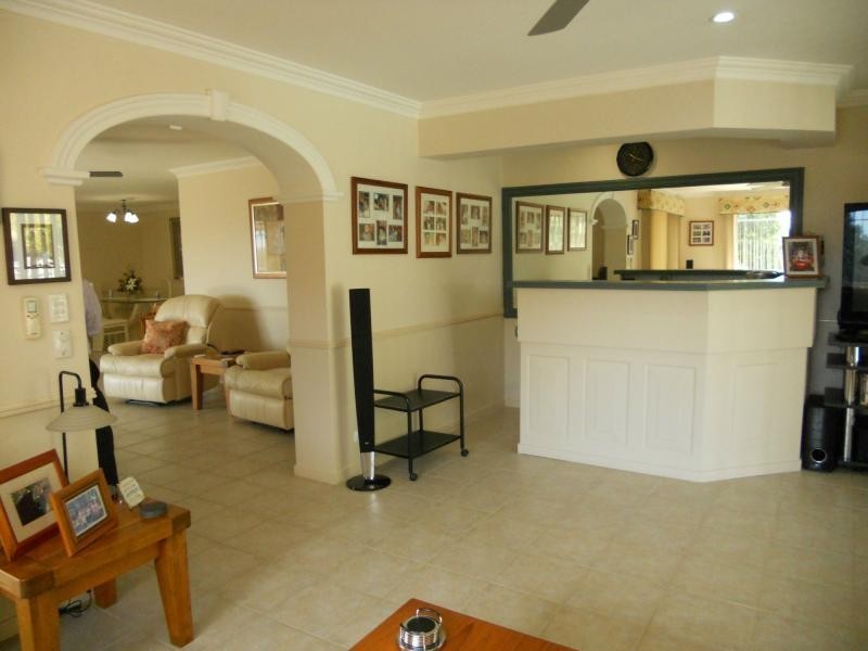 19 Bahrview Drive, Bahrs Scrub QLD 4207