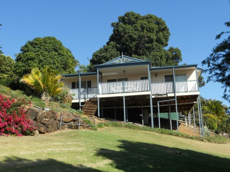 19 Bahrview Drive, Bahrs Scrub QLD 4207