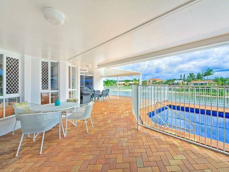 47 Pintail Crescent, Burleigh Waters QLD 4220