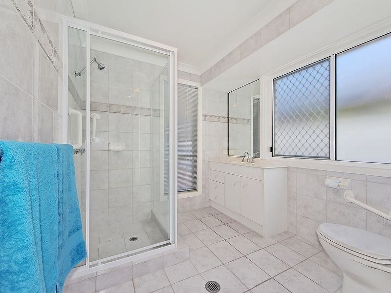 47 Pintail Crescent, Burleigh Waters QLD 4220