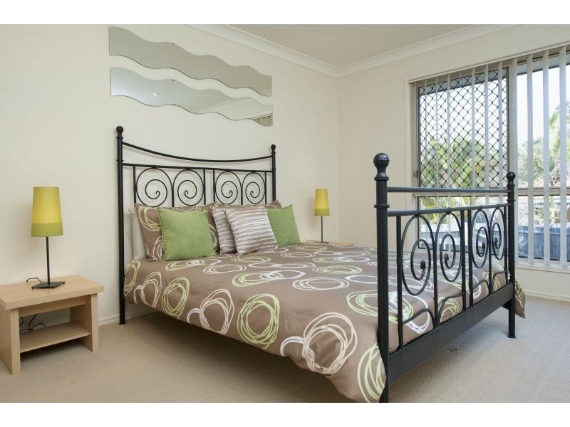 66 Halfway Drive, Ormeau QLD 4208