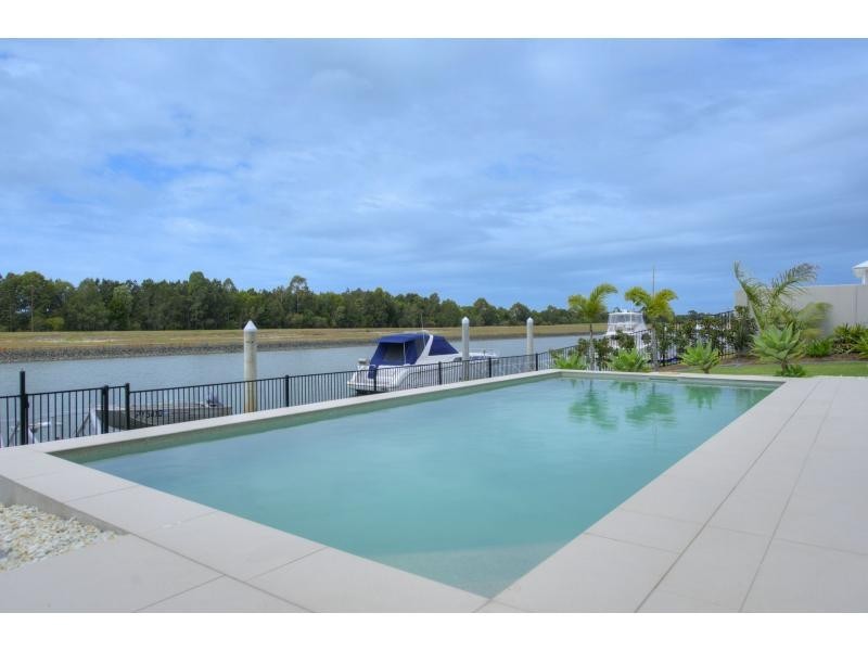 71 Marina Parade, Calypso Bay, Jacobs Well QLD 4208