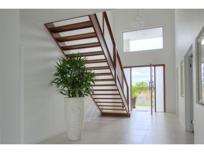 71 Marina Parade, Calypso Bay, Jacobs Well QLD 4208