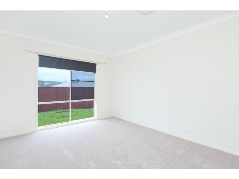 8 Tarella Court, Ormeau QLD 4208