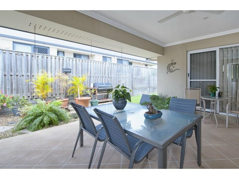 11 Rosabrook Crescent, Ormeau QLD 4208
